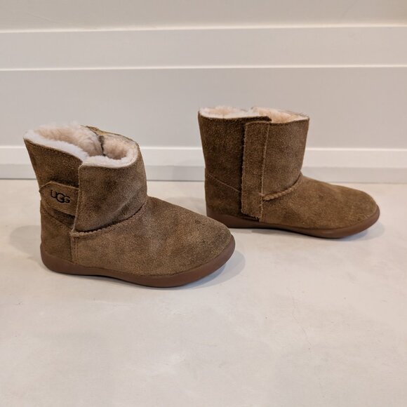 UGG Toddlers' Chestnut Keelan Boot Size 9 - Picture 3 of 14